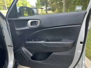 2020 Hyundai Venue SE