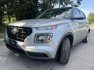2020 Hyundai Venue SE