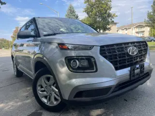 2020 Hyundai Venue SE