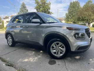 2020 Hyundai Venue SE