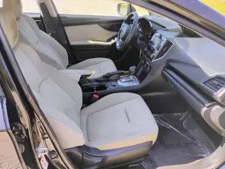 2017 Subaru Impreza 2.0i