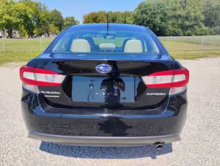 2017 Subaru Impreza 2.0i