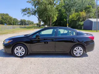 2017 Subaru Impreza 2.0i