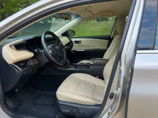 2015 Toyota Avalon XLE Premium