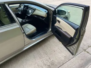 2015 Toyota Avalon XLE Premium