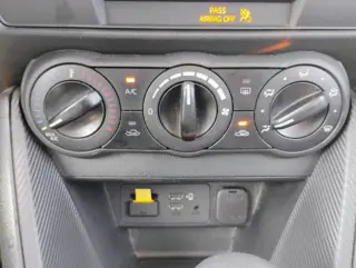 2020 Toyota Yaris L