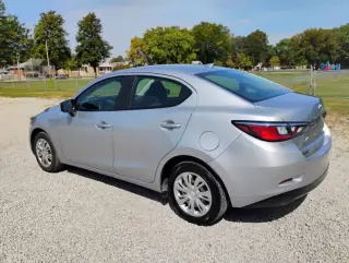 2020 Toyota Yaris L