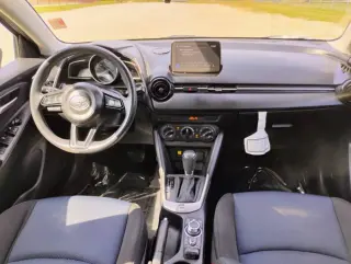 2020 Toyota Yaris L