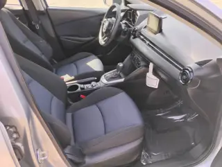 2020 Toyota Yaris L