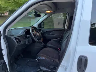 2017 RAM ProMaster City Tradesman SLT