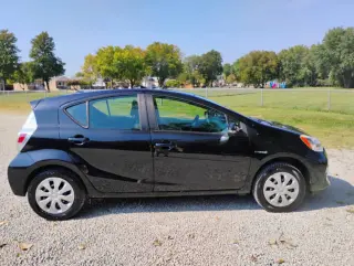 2014 Toyota Prius c Three