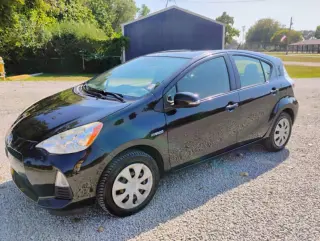 2014 Toyota Prius c Three