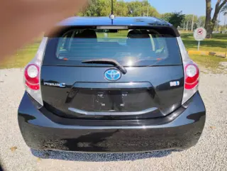 2014 Toyota Prius c Three