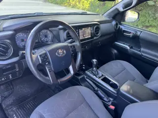 2016 Toyota Tacoma TRD Sport