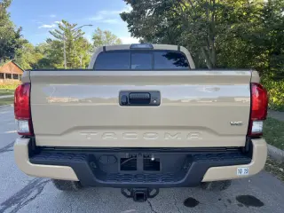 2016 Toyota Tacoma TRD Sport