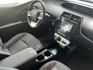 2017 Toyota Prius Three