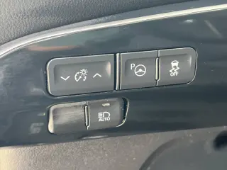 2017 Toyota Prius Three