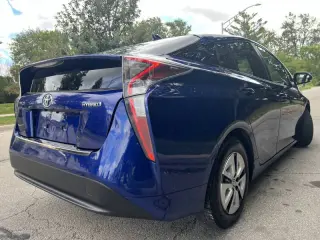 2017 Toyota Prius Three