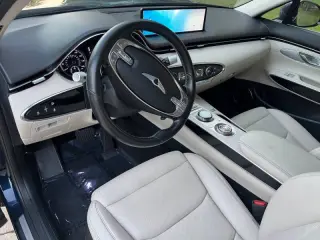 2023 Genesis GV70 2.5T Standard