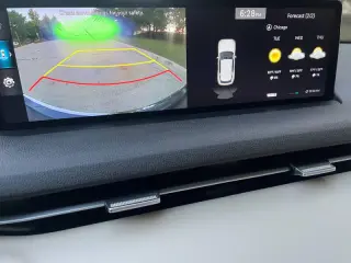 2023 Genesis GV70 2.5T Standard