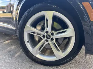 2019 Audi Q7 quattro Prestige 55 TFSI