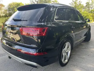 2019 Audi Q7 quattro Prestige 55 TFSI