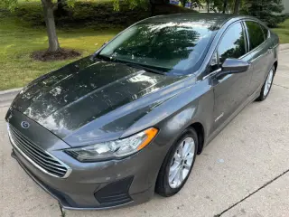2019 Ford Fusion Hybrid SE