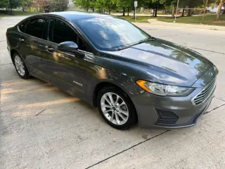 2019 Ford Fusion Hybrid SE