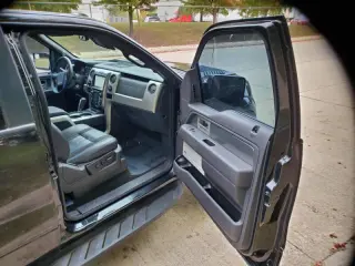 2013 Ford F-150 SVT Raptor