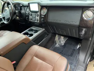 2015 Ford F-250 Super Duty Lariat