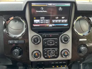 2015 Ford F-250 Super Duty Lariat