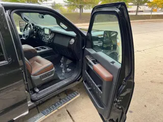 2015 Ford F-250 Super Duty Lariat