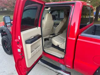 2010 Ford F-350 Super Duty Lariat