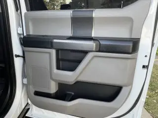 2020 Ford F-350 Super Duty Lariat