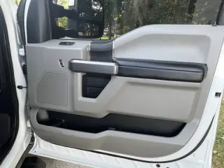 2020 Ford F-350 Super Duty Lariat