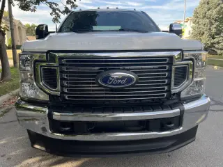 2020 Ford F-350 Super Duty Lariat