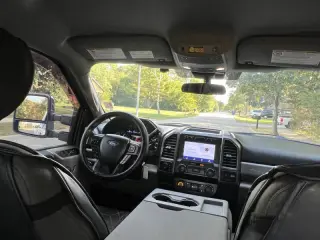 2020 Ford F-350 Super Duty Lariat