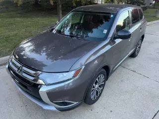 2018 Mitsubishi Outlander ES