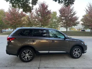 2018 Mitsubishi Outlander ES