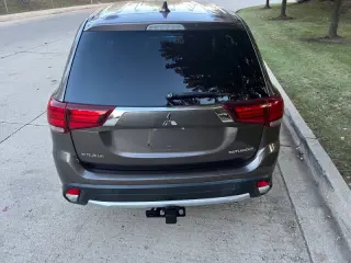 2018 Mitsubishi Outlander ES