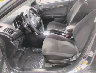 2017 Mitsubishi Lancer ES
