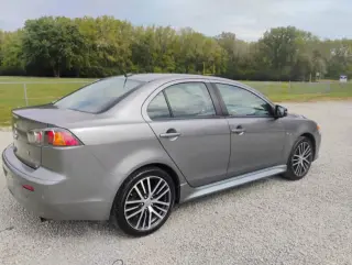 2017 Mitsubishi Lancer ES