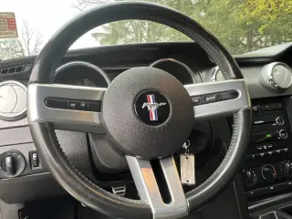 2008 Ford Mustang GT Deluxe