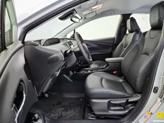 Toyota Prius 2020 AWD XLE AWD-e 4dr Hatchback