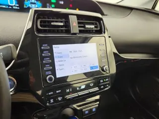 Toyota Prius 2020 AWD XLE AWD-e 4dr Hatchback