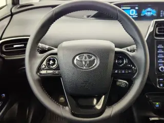 Toyota Prius 2020 AWD XLE AWD-e 4dr Hatchback