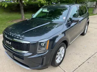 2022 Kia Telluride LX
