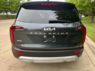 2022 Kia Telluride LX