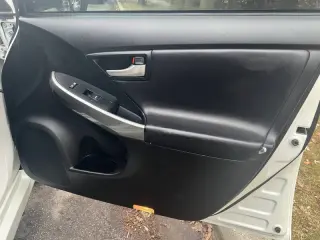 2015 Toyota Prius Persona Series
