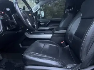 2017 Chevrolet Silverado 3500HD LTZ